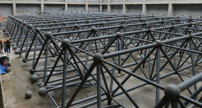 德兴浅谈网架加工公司对网架保温隔热的方法